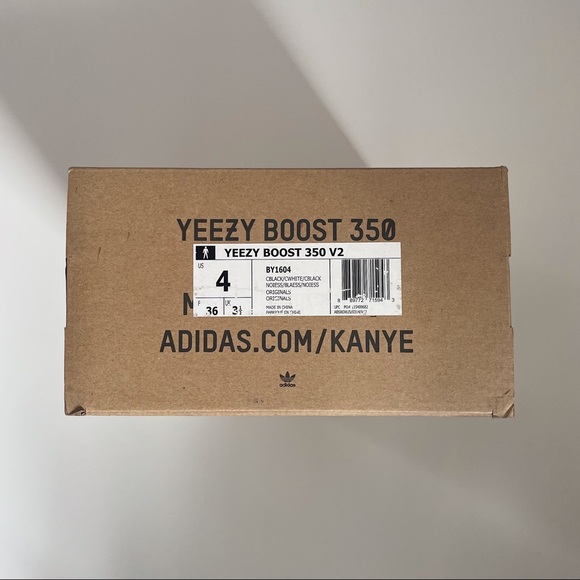 YEEZY BOOST 350 V2 “OREO” - Picture 16 of 16